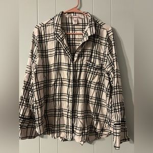 Victoria Secret Black with Pink Tint color Size Large long sleeve button up
